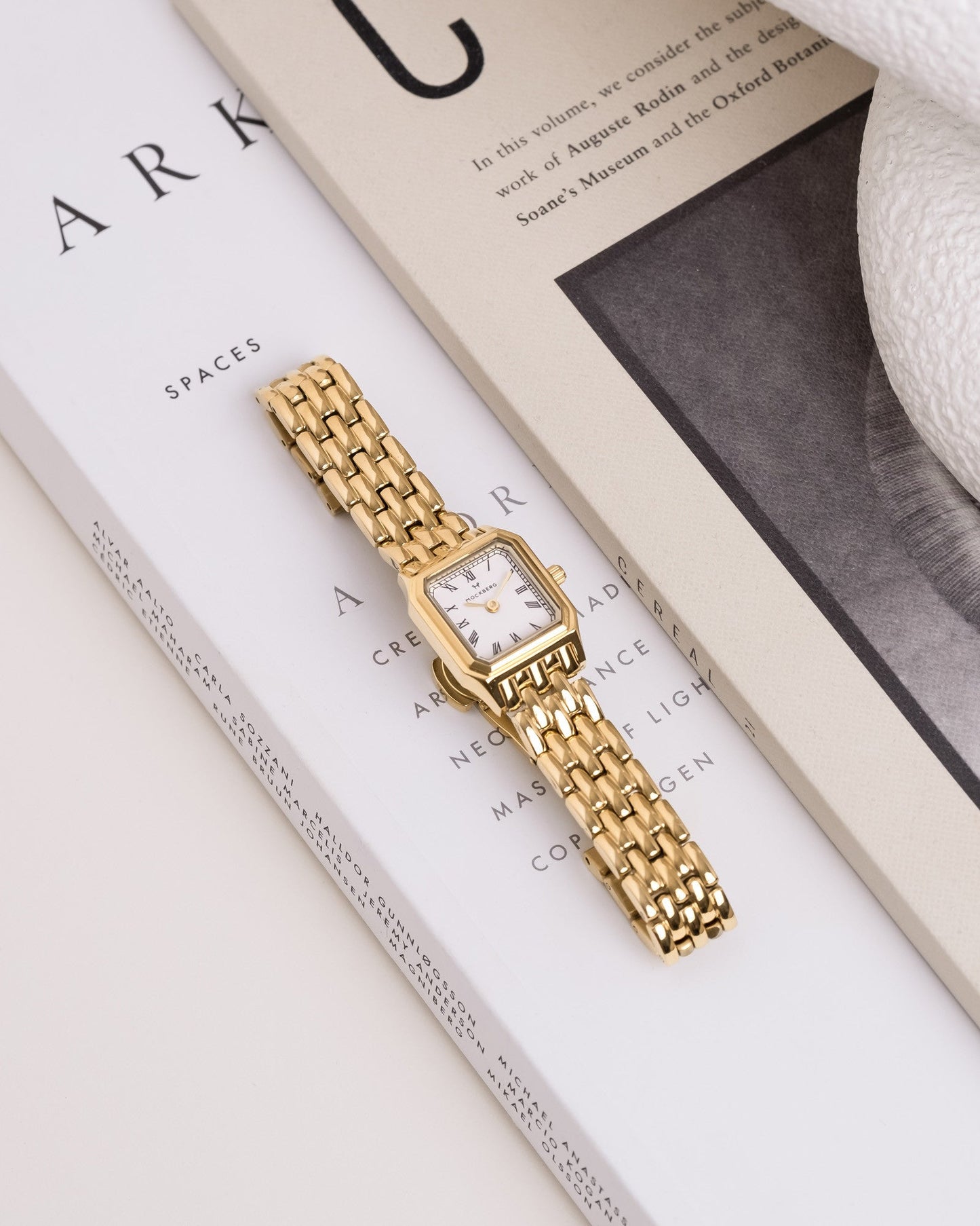 Classic Watch 25