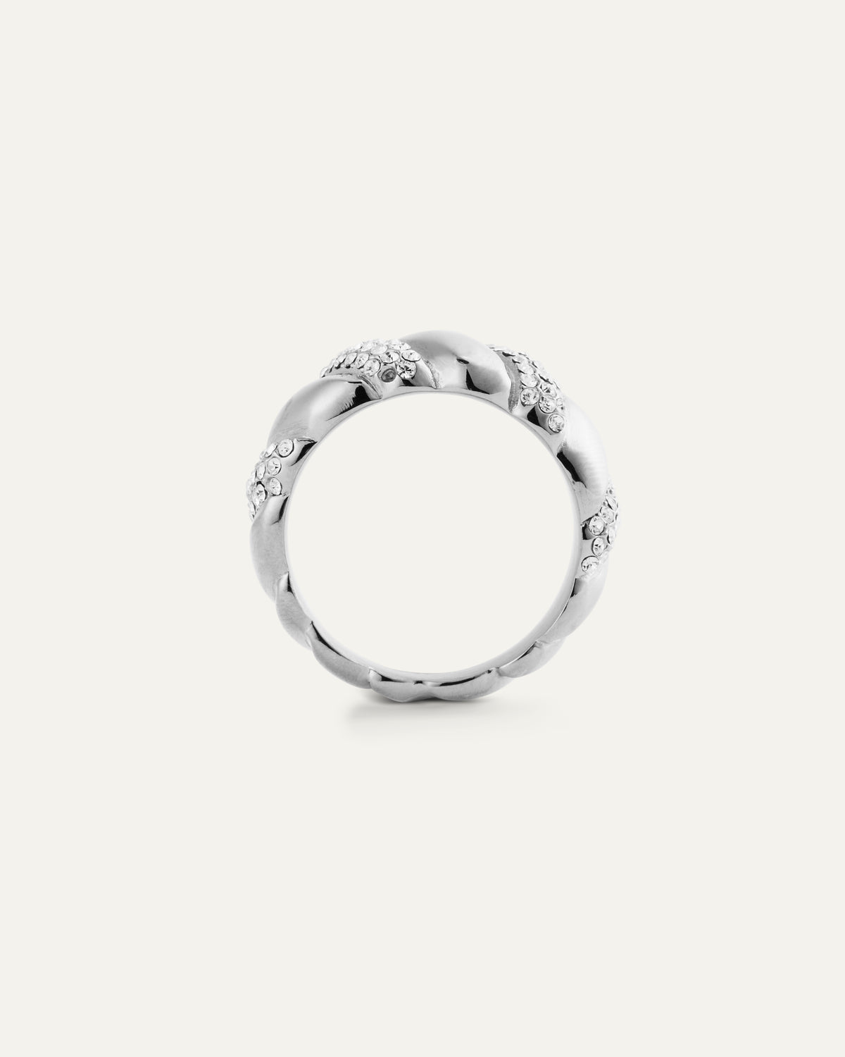 Noela Ring