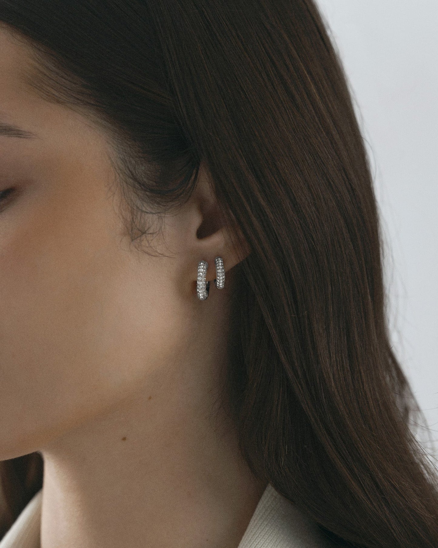 Pavé Everyday Medium Hoops