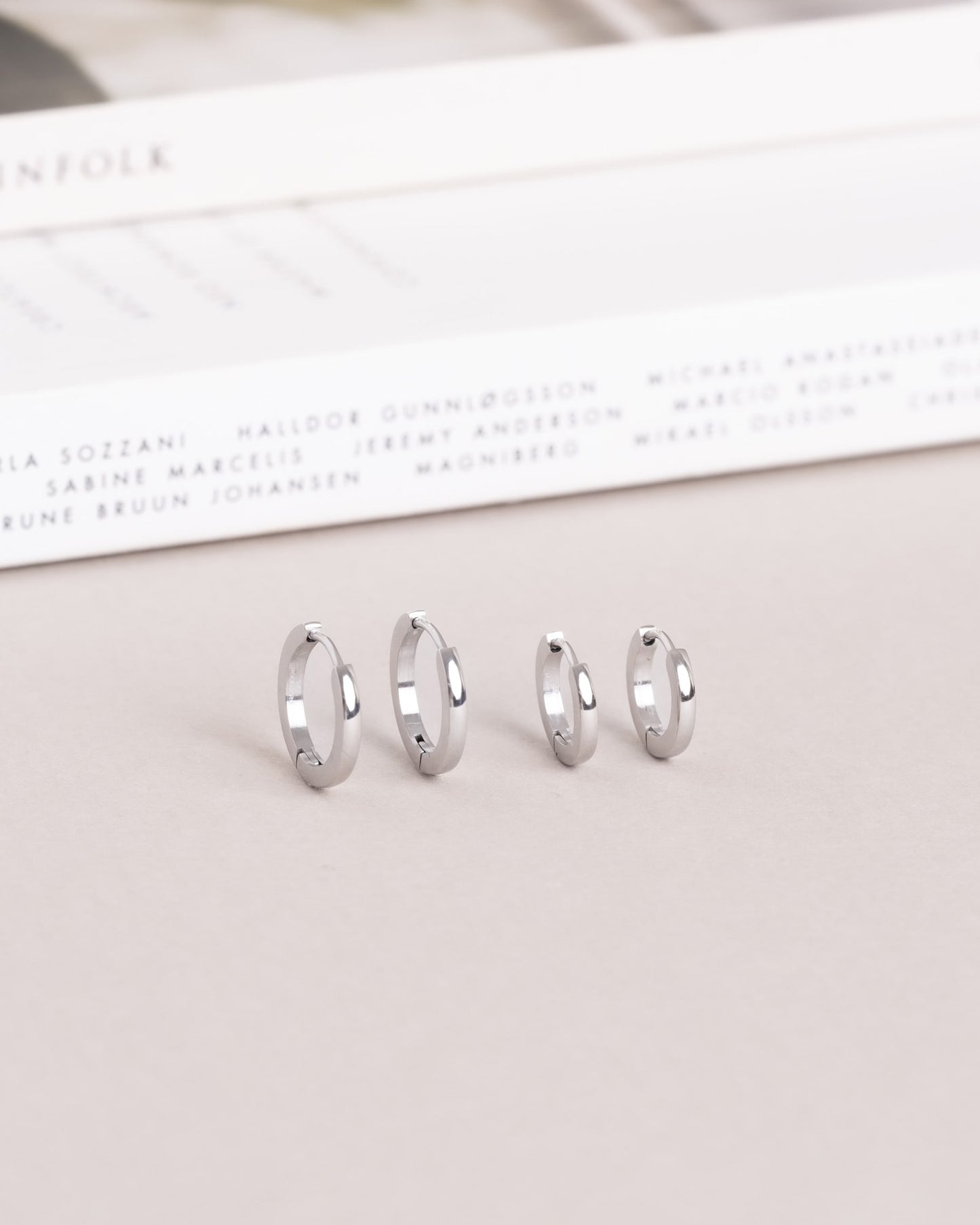 Classic Hoops Medium