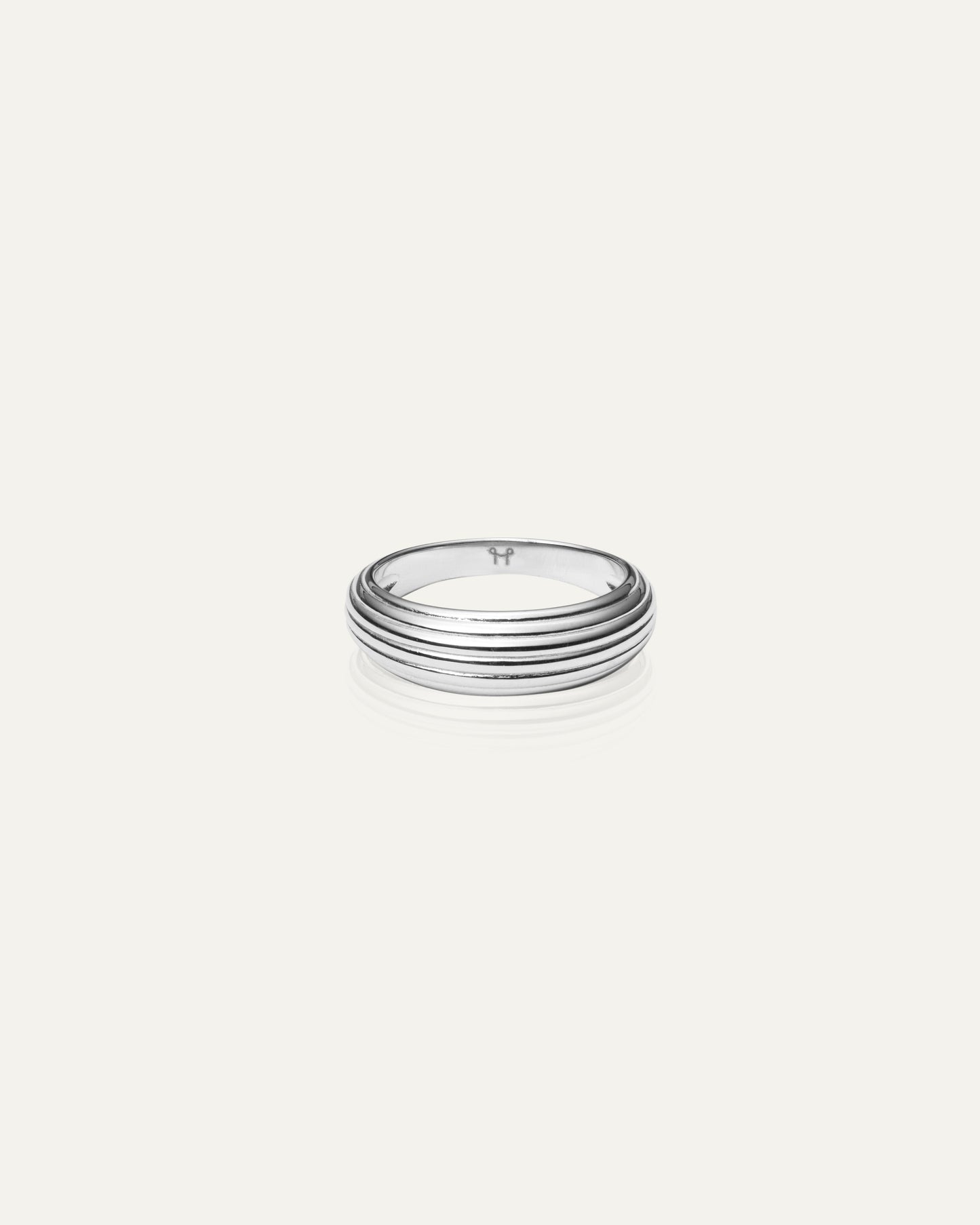 Edge Ribbed Ring