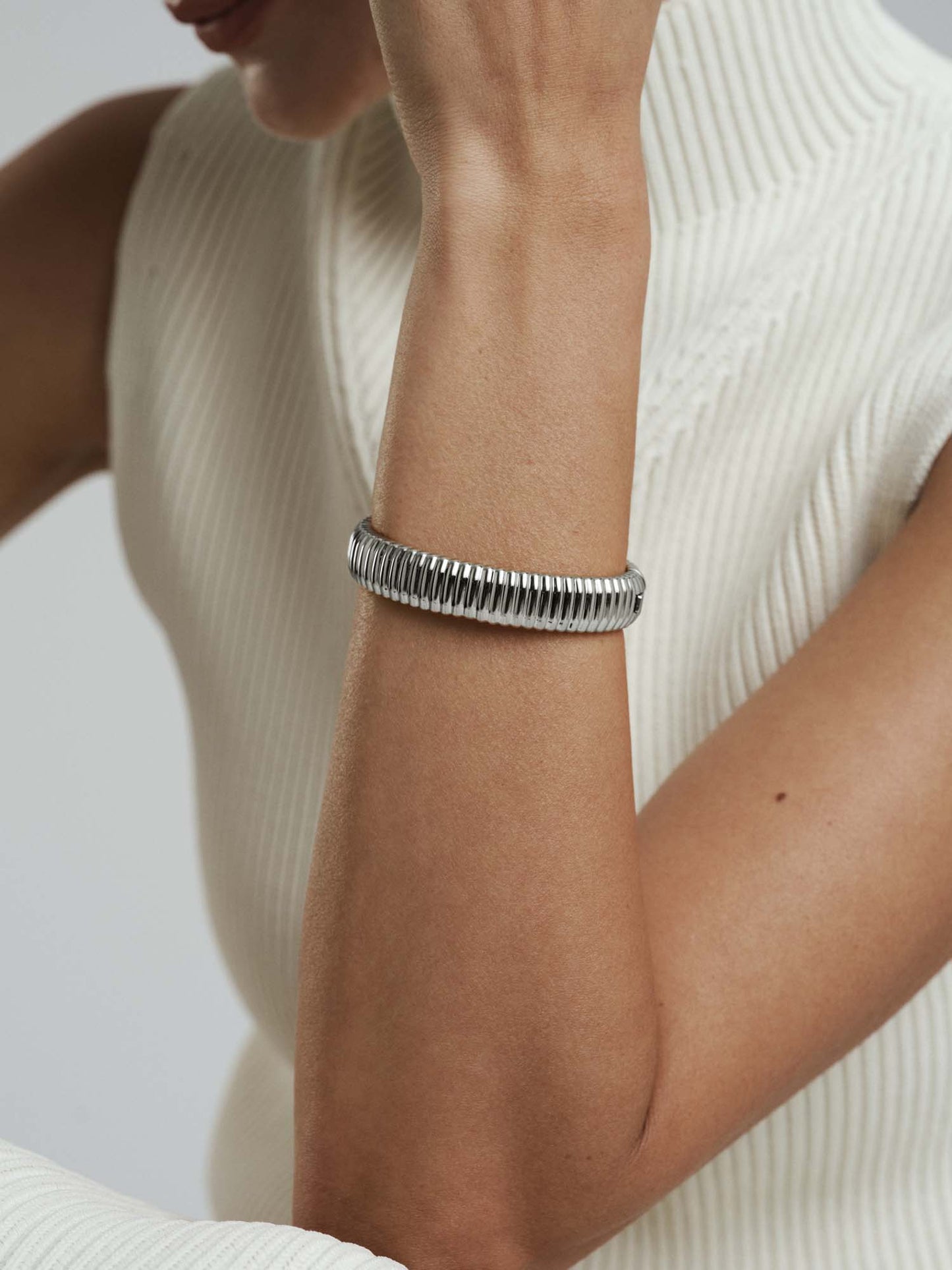 Retro Ribbed  Silver Bangle