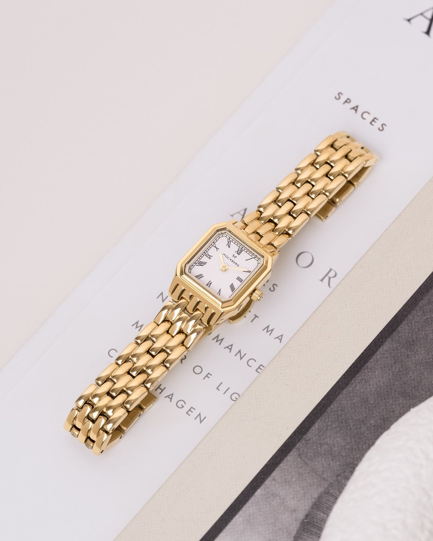 Classic Watch 25