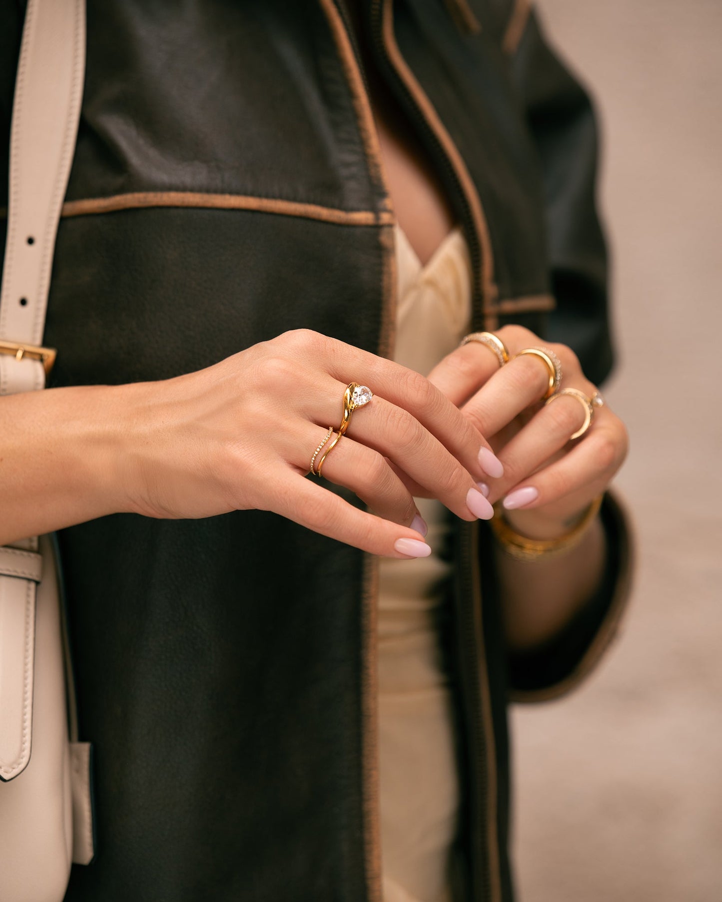 Amara Ring