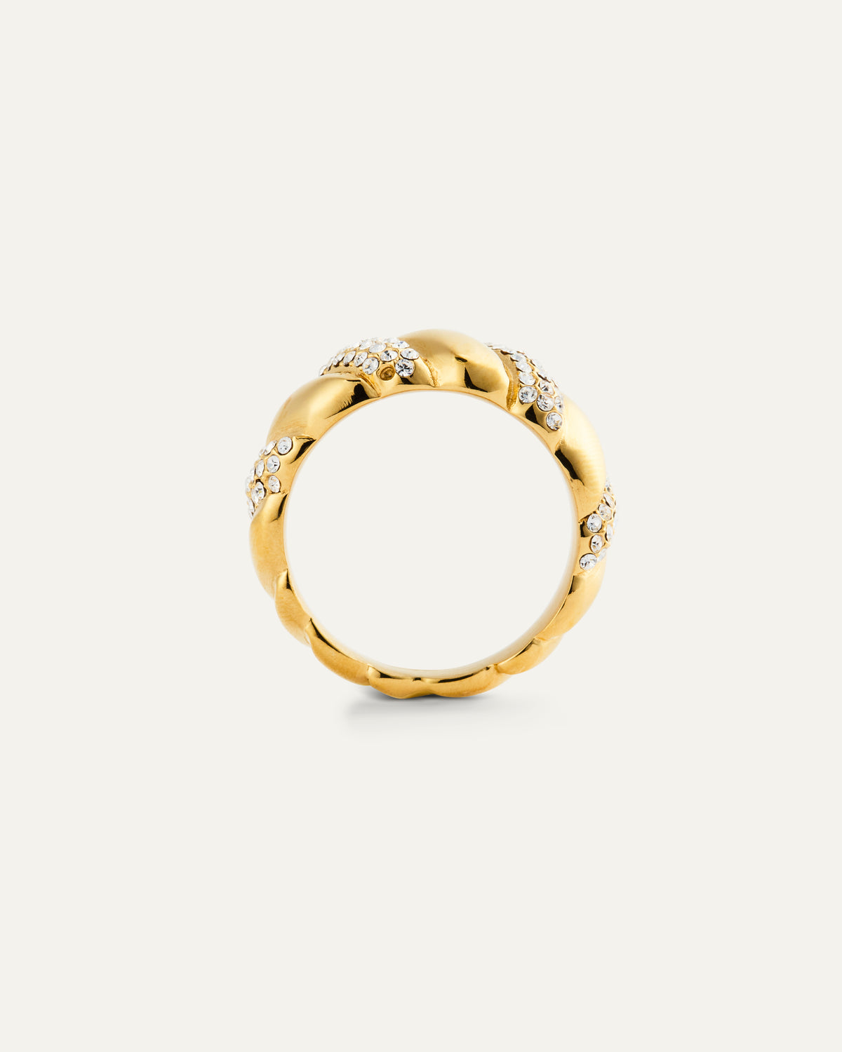 Noela Ring