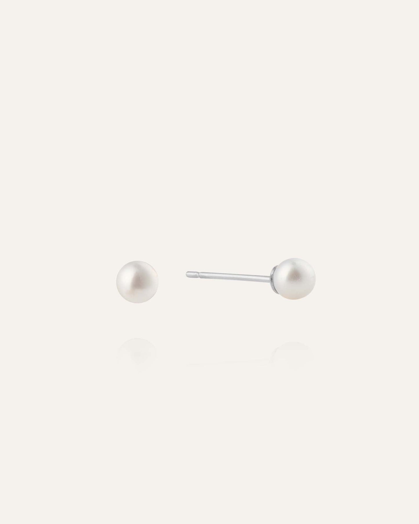 Pearl Studs Small