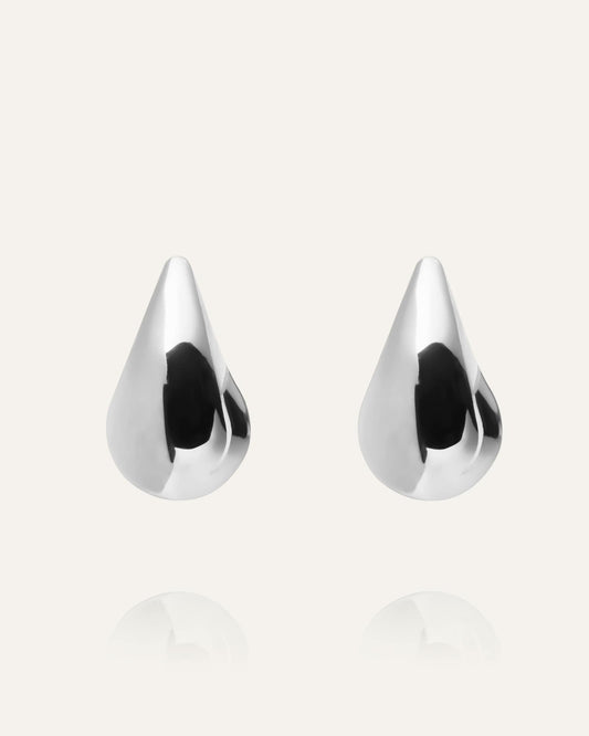 Plain daring large silver earring