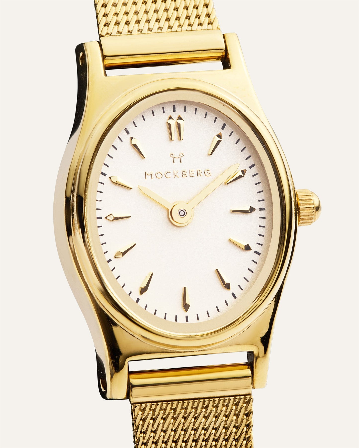 Retro Mesh Gold Watch