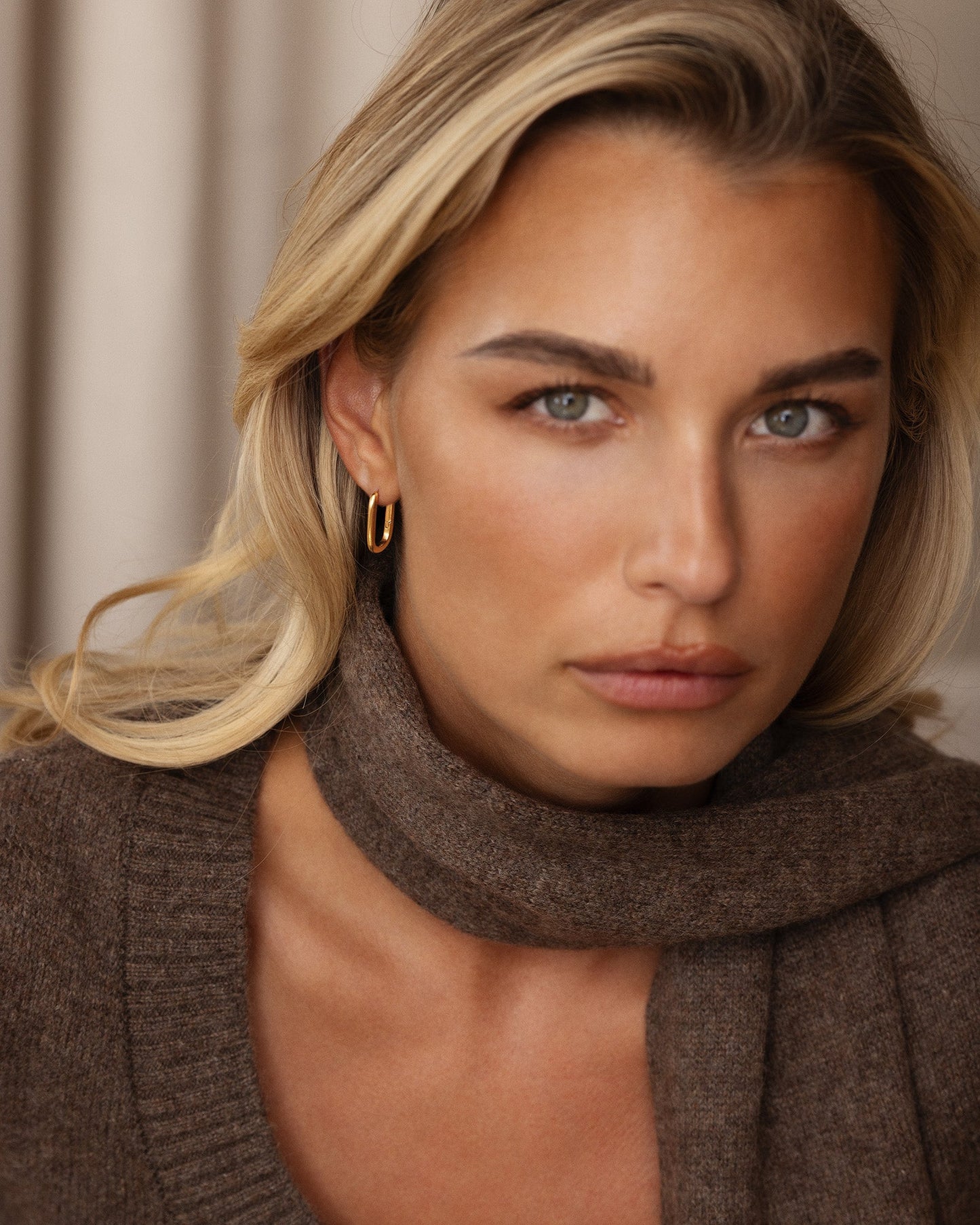 Slim Medium U-Hoops