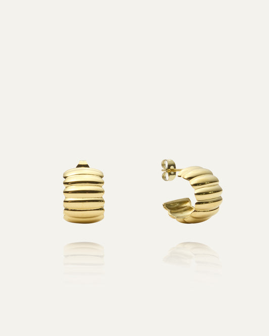 Chic Ribbed Earrings