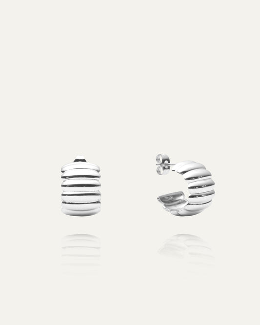 Chic Ribbed Earrings