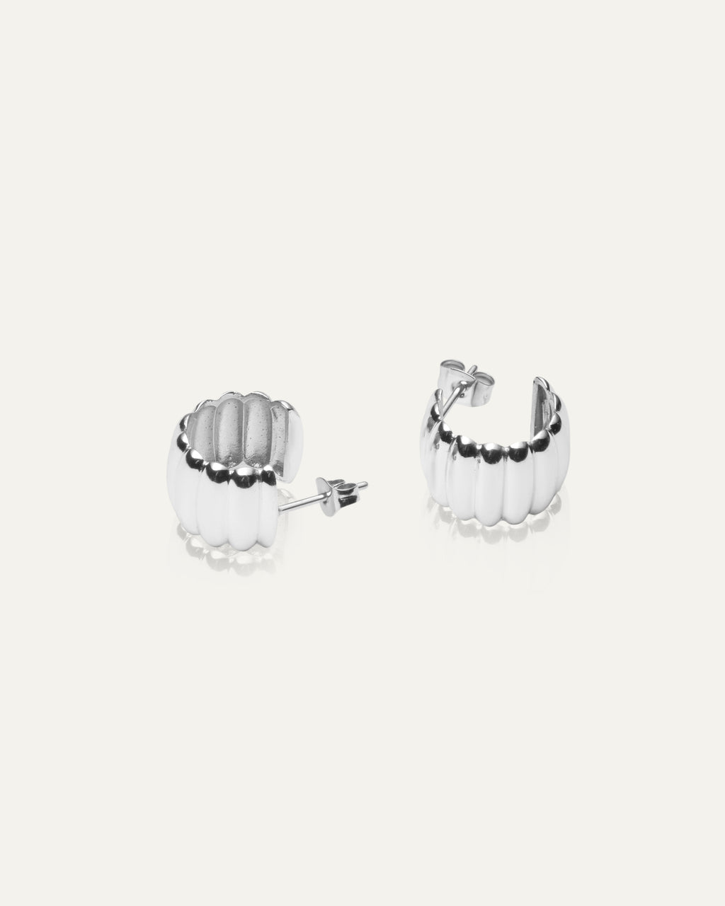 Chic Ribbed Earrings