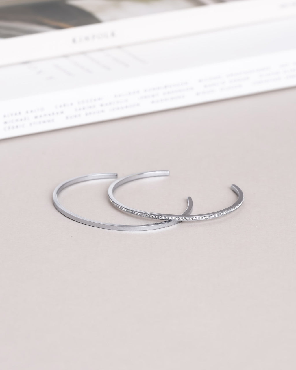 Sleek Bangle Medium