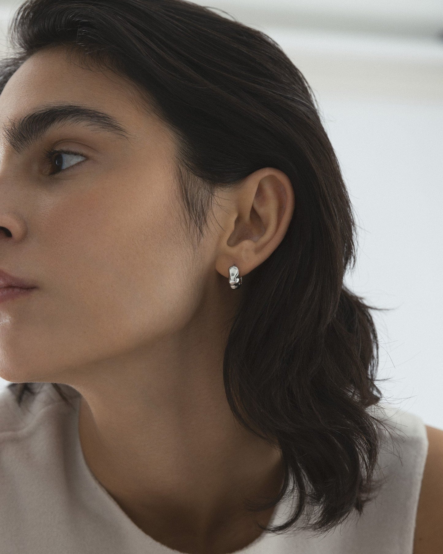 Wavy Bolded Mini Hoops Earrings