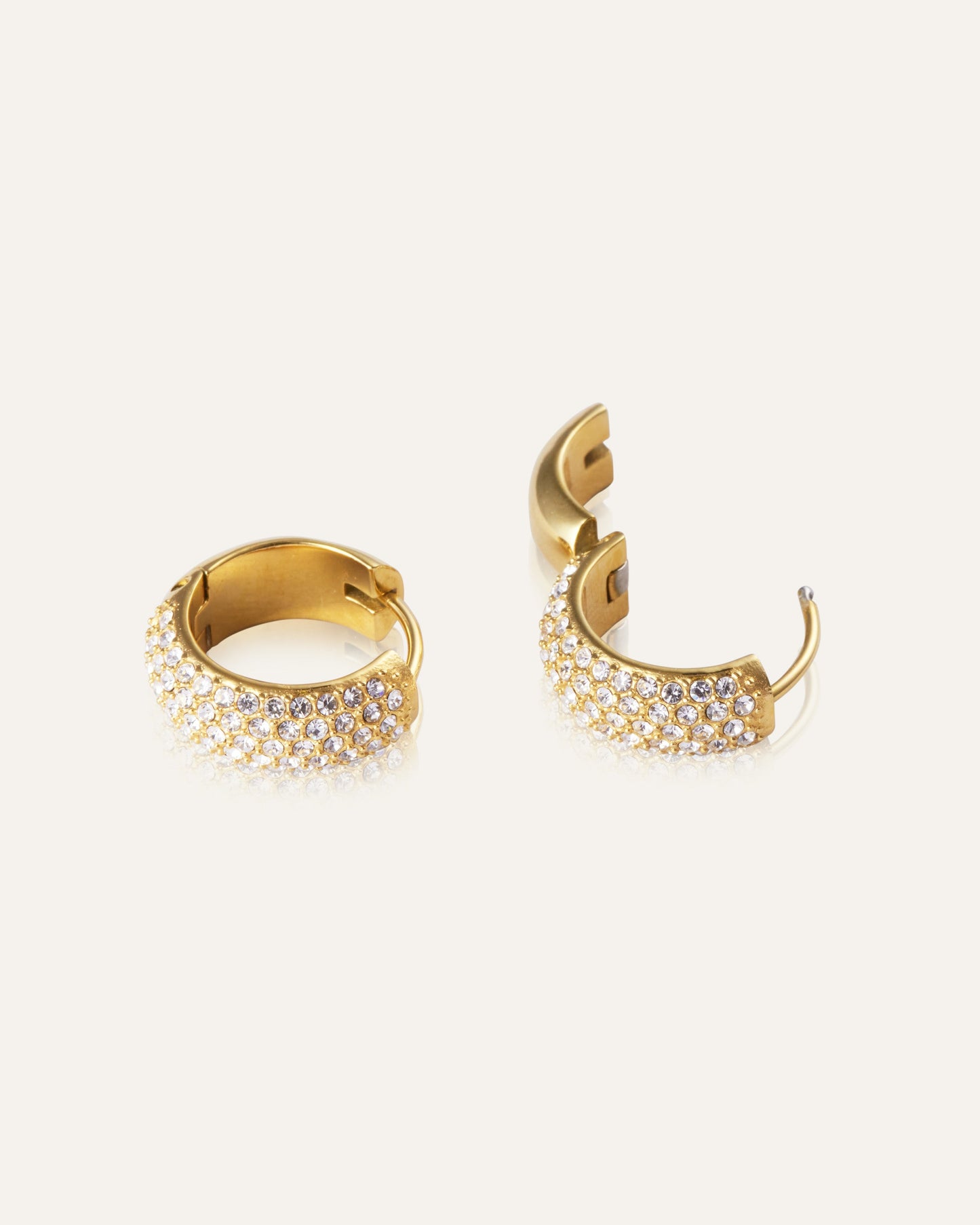 Amour Gold Hoops Medium