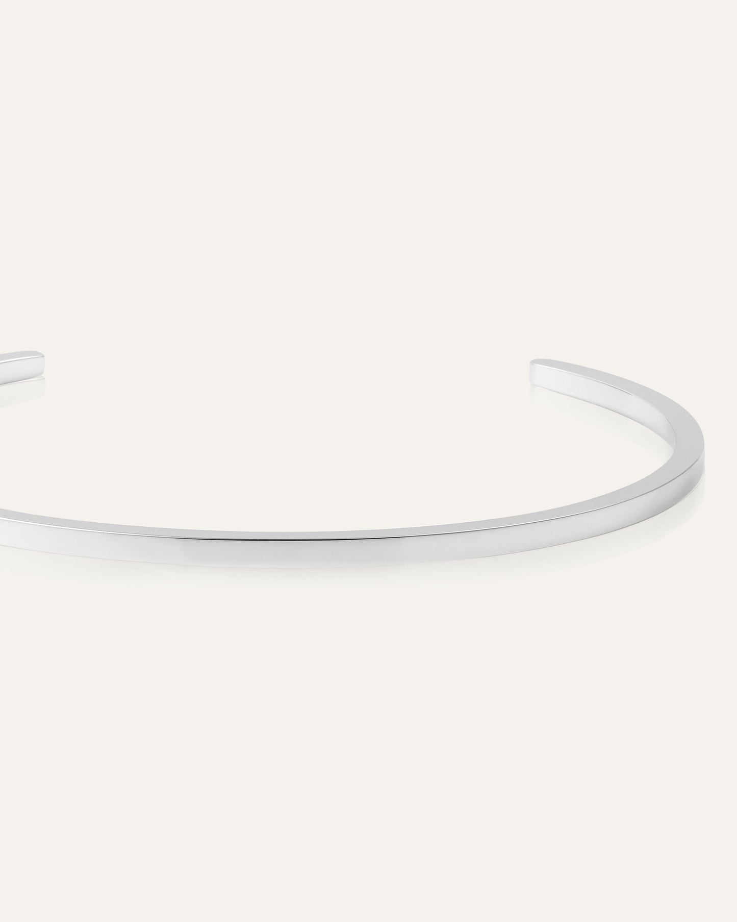 Sleek Bangle Silver Medium